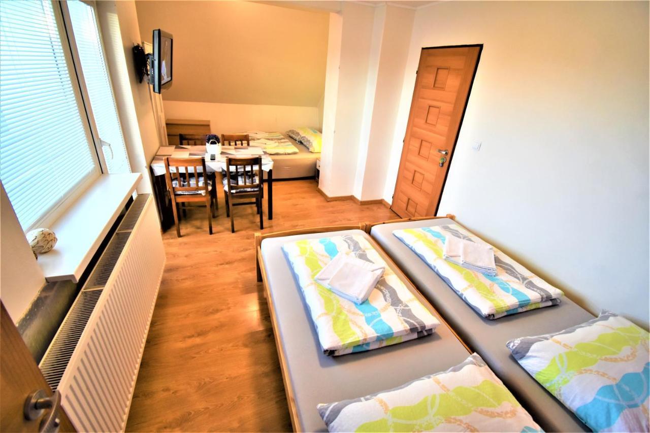 Hotel Penzion Privat Siesta Liptovský Mikuláš Esterno foto
