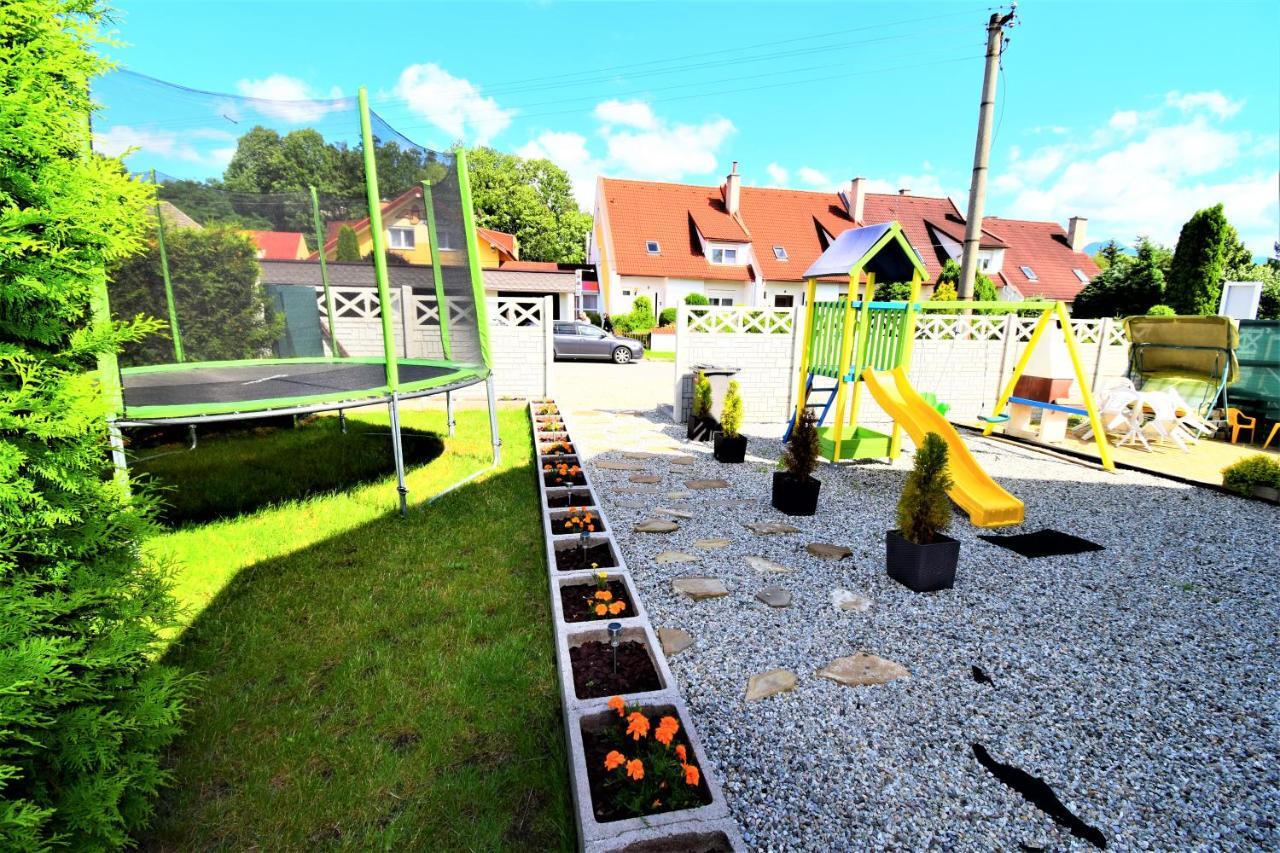 Hotel Penzion Privat Siesta Liptovský Mikuláš Esterno foto