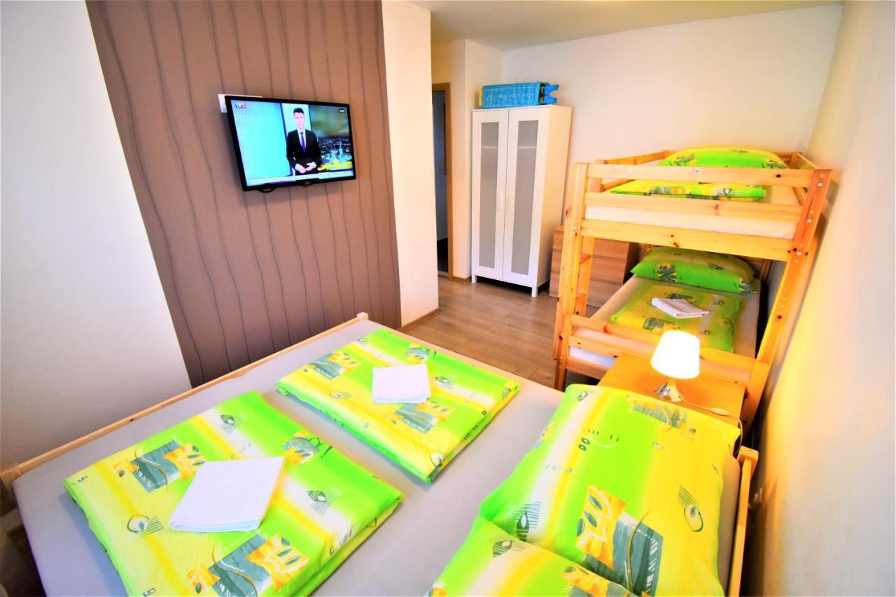 Hotel Penzion Privat Siesta Liptovský Mikuláš Esterno foto